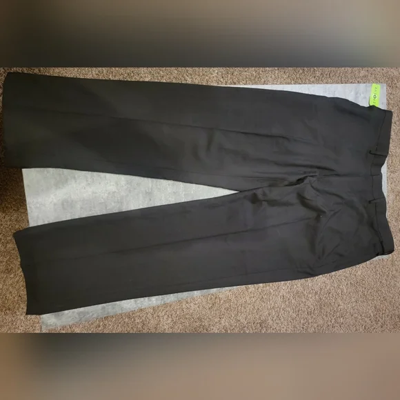 Haggar | Pants | Haggar H26 Mens Black Premium Stretch Classic Fit Trousers Pants 38w X 32l | Poshmark Haggar | Pants | Haggar H26 Mens Black Premium Stretch Classic Fit Trousers Pants 38w X 32l | Poshmark